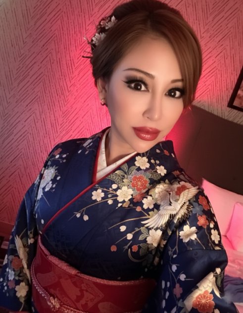 Im available for meetup in person FaceTime and cumming vids - Photo 4