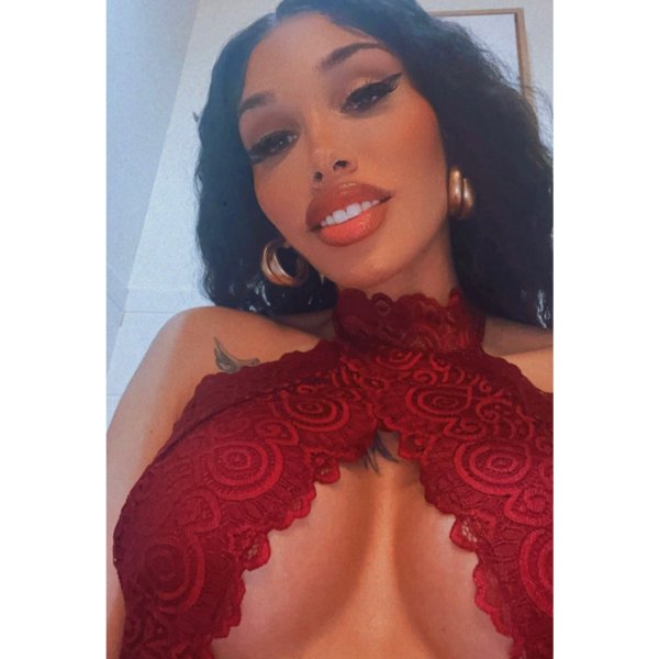 Onlyfans: braziliangoddess - Photo 5