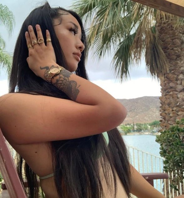 Escorts Available now - Photo 1