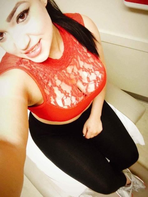 😛I am Colombian😋and I only accept cash, you can write to me, I am av - Photo 3