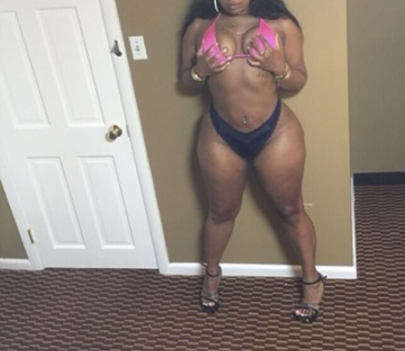 £Big Butt Big Tits¥ - Photo 3
