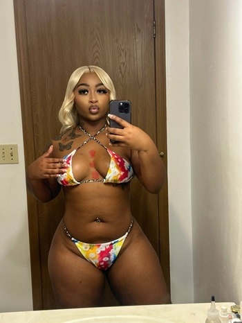 Only👻Add me on My Snapchat 👉 alyssaaqu26✅❤Sweet Sexy Mom😘Available for Incall or Outcall Carfun and Content sell - Photo 1