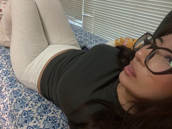 I’m available - Photo 1