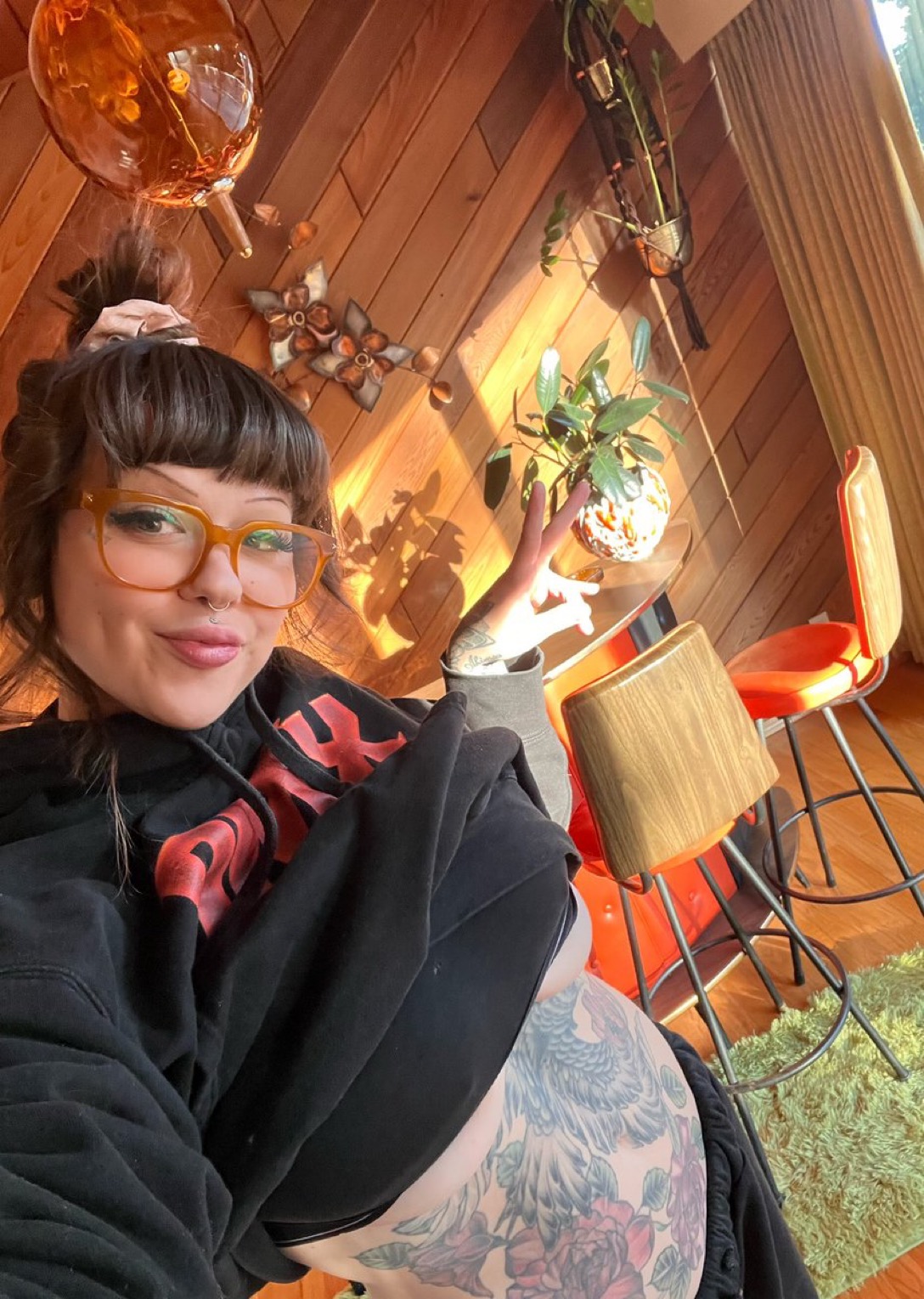  I Am Very Sensual And Have a Great Personality 🍎 B2B Massage/ GFE/ ****no cover/ NURU/69 Free Shower🍎 SPECIAL DOGGY, ****,ORAL,Squirters & 69 STYLE ***. 💘Day or Night I’m always available to take care of all your needs.  🌟 I have sexy ****& ass,juicy wet****.🌟 You can play with my ****& Ass.🌟 I love Dirty Oral💋 Extreme Doggy 💕69 💕****💕**** 💕🎲 - Photo 4