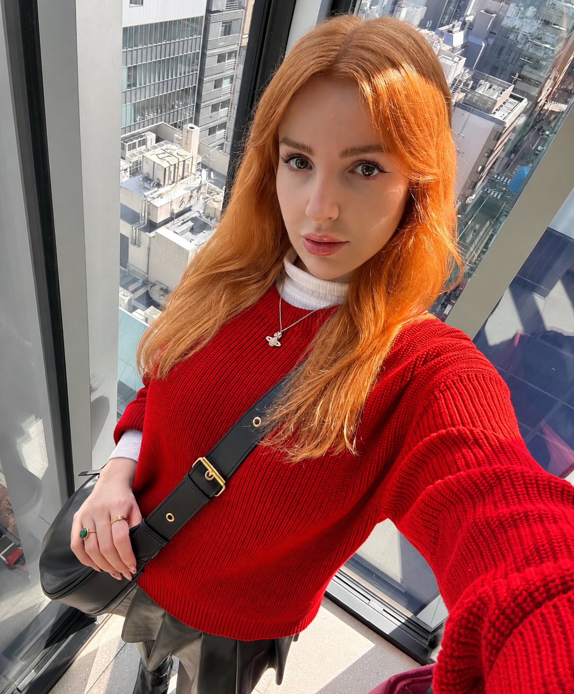 Sweet & Fun Lady Looking for a Discreet FWB Connection  - Photo 1