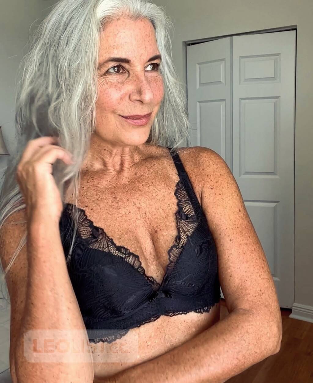 The Silver Fox Siren: Elegance Wrapped in Desire - Photo 1