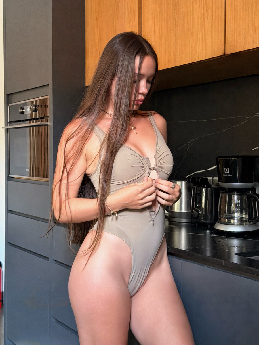 Hey I’m Kate Registered ®️ and Professional Escort. Text: +1 567-315-6748 - Photo 1