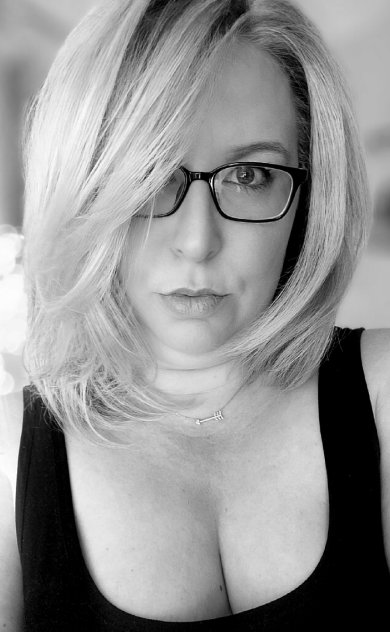 Mutual Touch Sensual Bodyrub • Sensual Pleasure • Tall Curvy Blonde - Photo 1