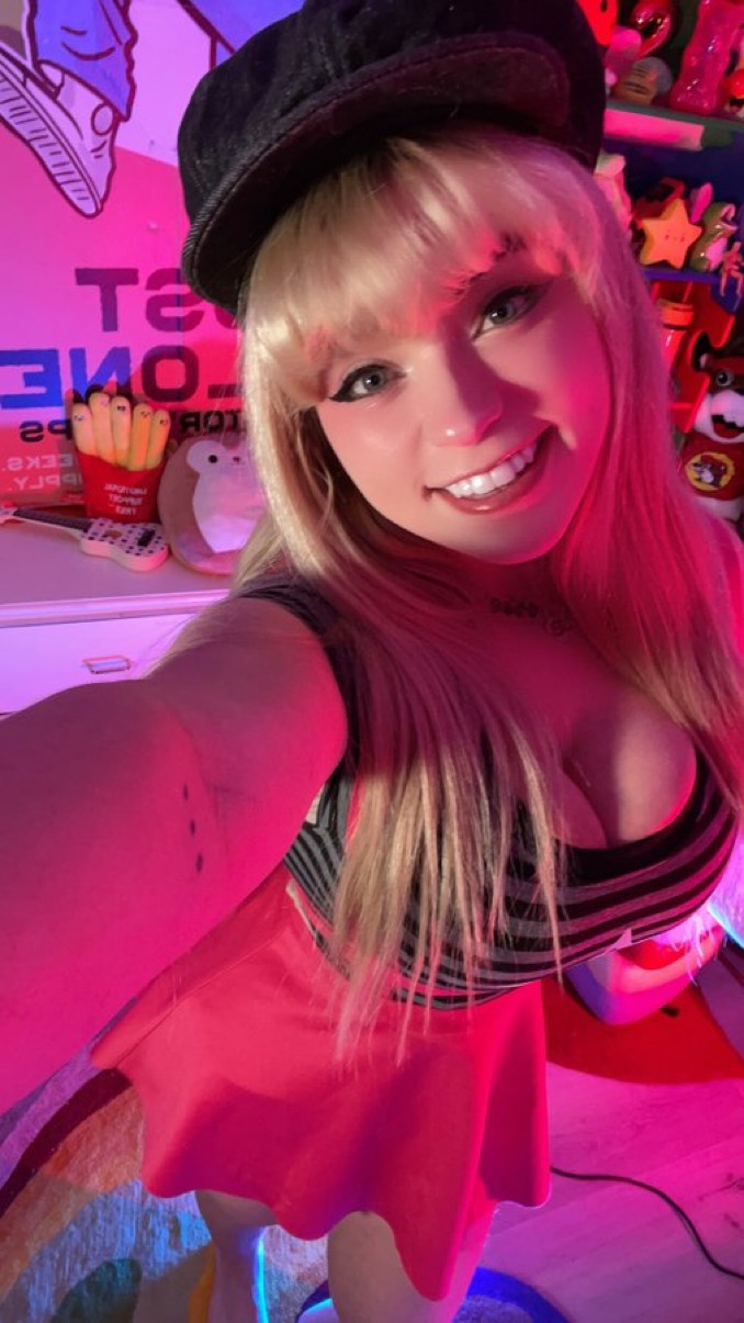 Available for Hookup  - Photo 2