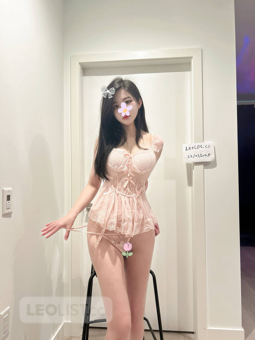new beauty student arrived - Photo 5