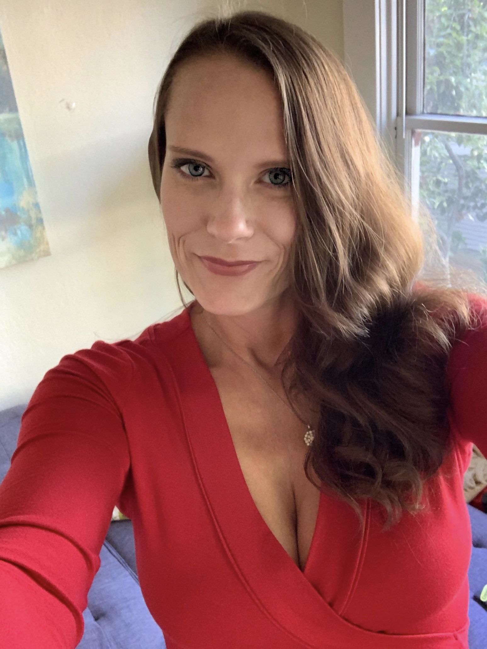 I’m looking for something genuine and meaningful. Someone who is honest, loyal, affectionate, emotionally mature, and ready to build a healthy relationship together. I’m not looking for games or temporary attention—I want a real connection that can grow into something lasting. ❤️ - Photo 1