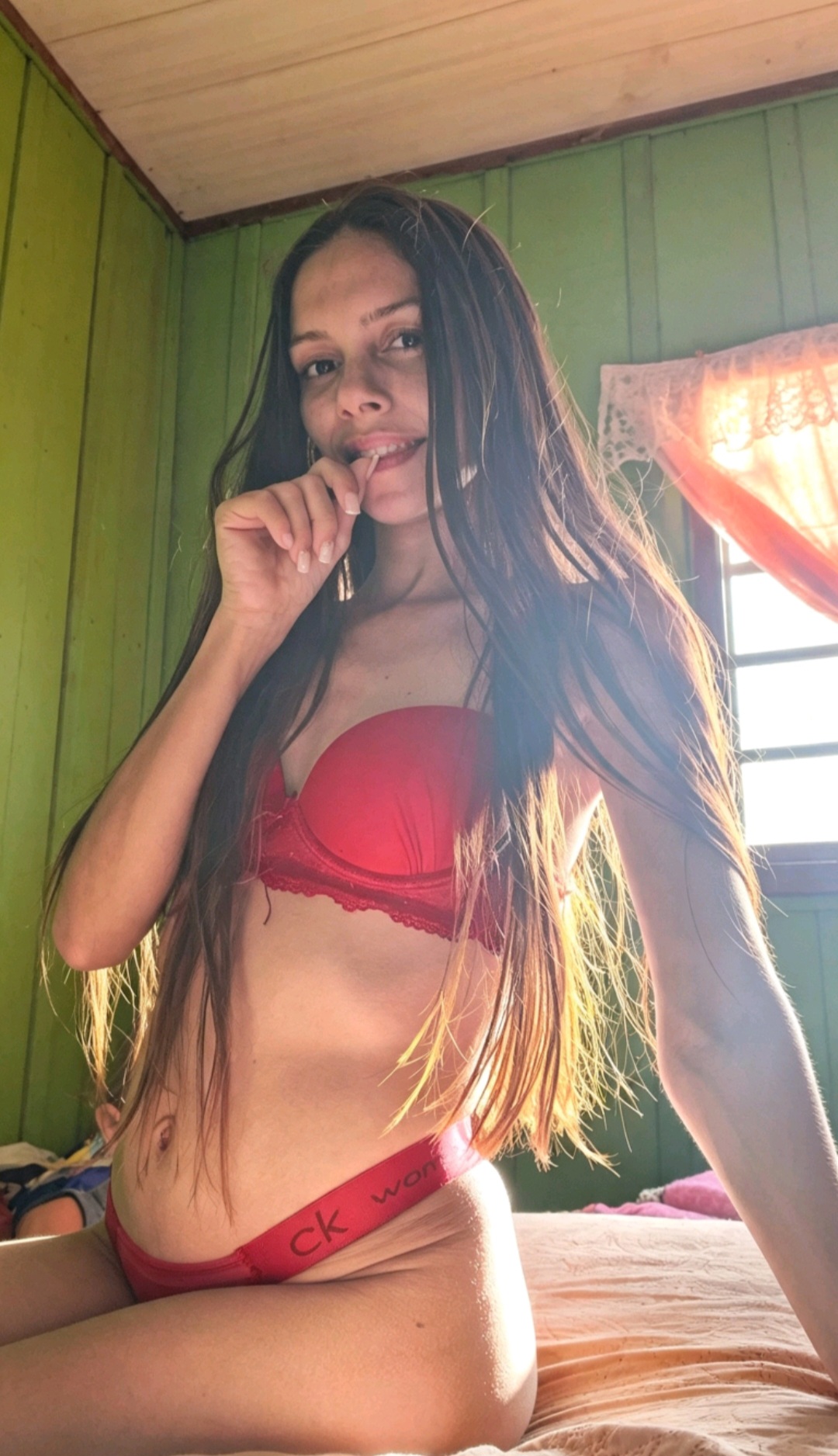 Brazilian hottie and very sexy  - Photo 2