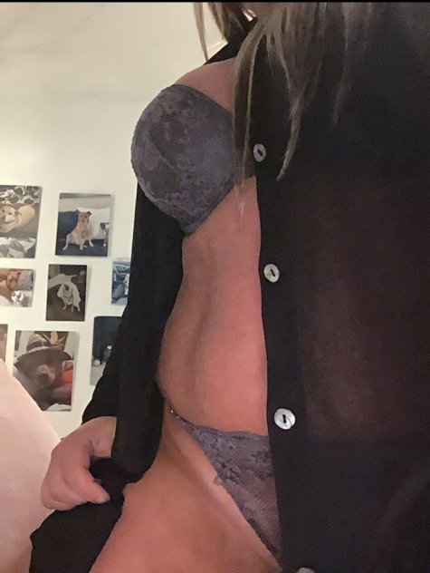 Available til 3am come see me today - Photo 2