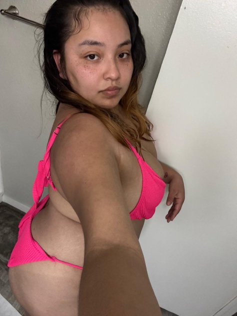 Let’s chill, I’m available for both Incall and outcall❤️🍆 - Photo 1