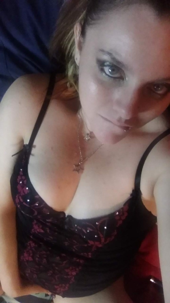 Oral goddess, lookin for a good time. - Photo 1