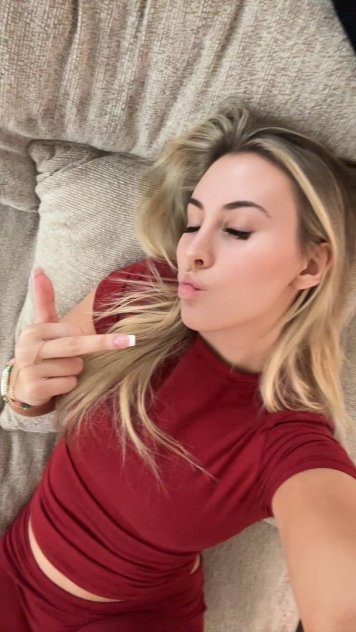 I’m available now for both Incall and out call - Photo 2