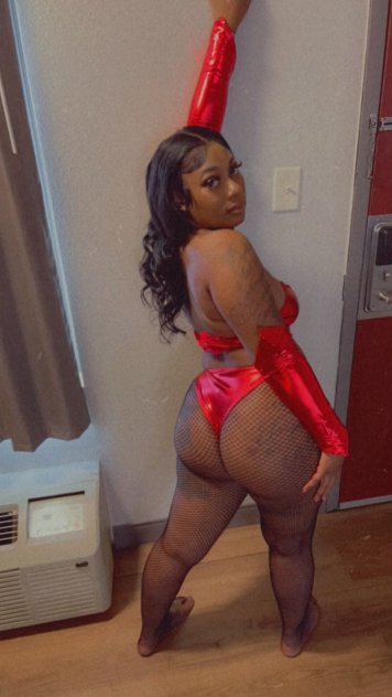 I’m available - Photo 1