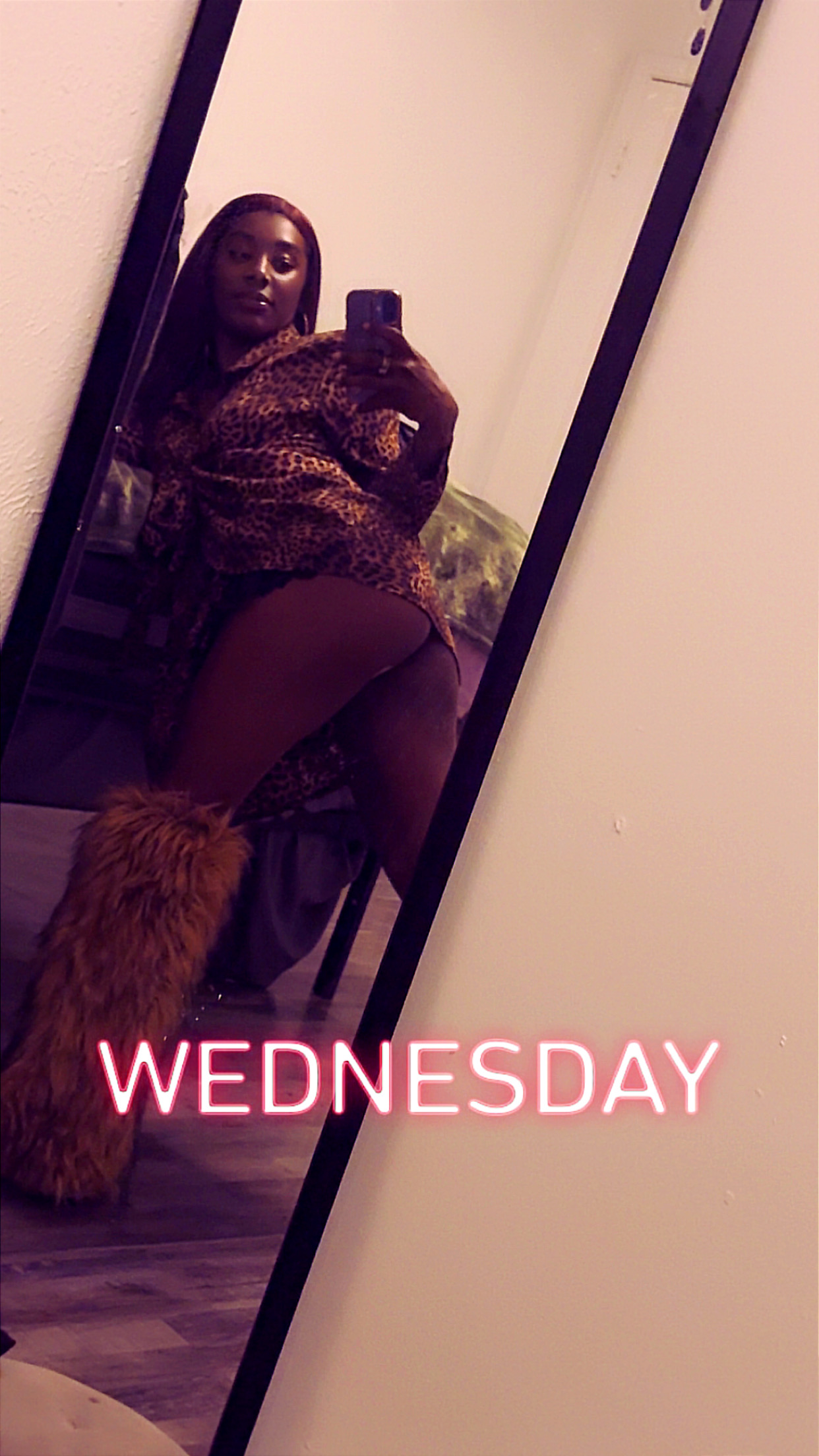 🥀✨ ONE NIGHT ONLY — CHOCOLATE TREASURE ✨🥀 - Photo 1