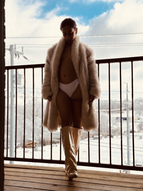 Soy una chica real dispuesta a complacerte, la vamos a pasar bien, bebe escríbeme 🥰 - Photo 3