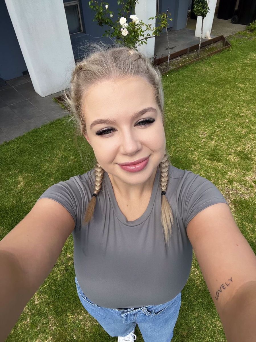 +1 319 493 8242 - Photo 2