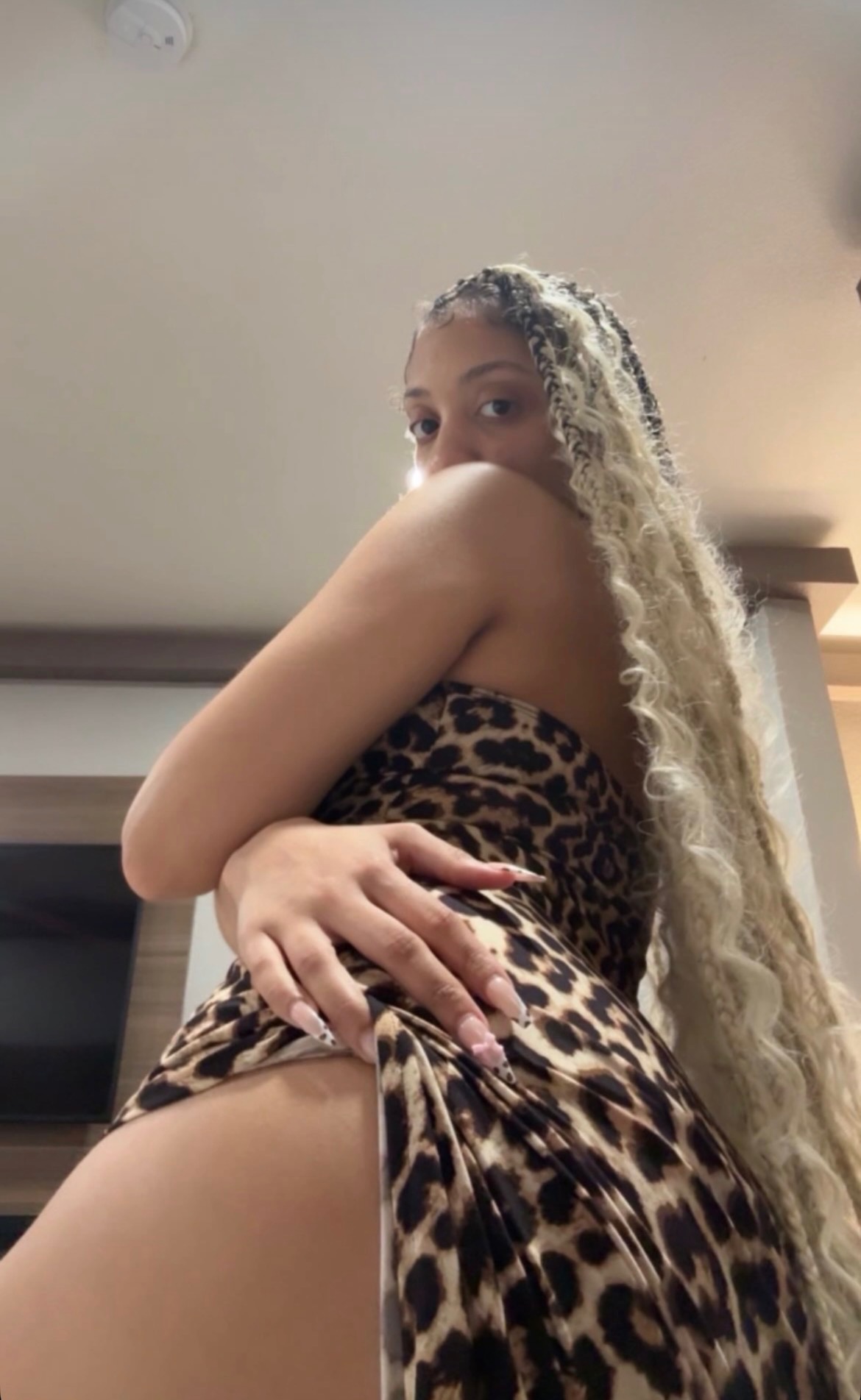 HOT 🥵 FUNSIZED & PLAYFUL😘 - Photo 3