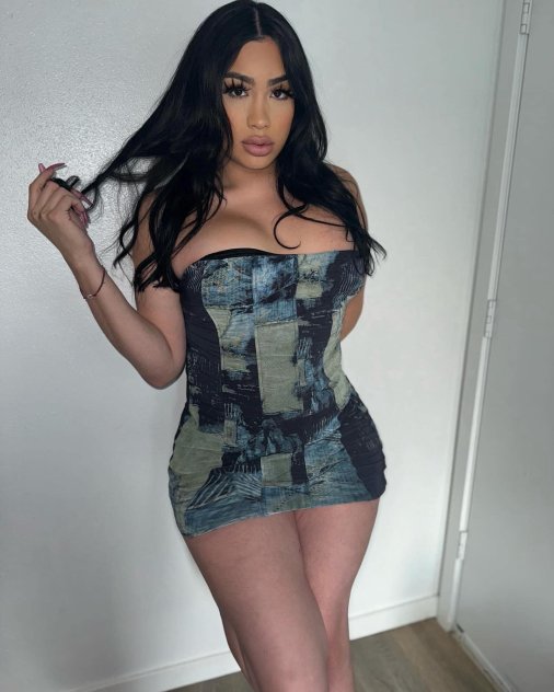 Curvaceous Peruvian Goddess - Photo 2