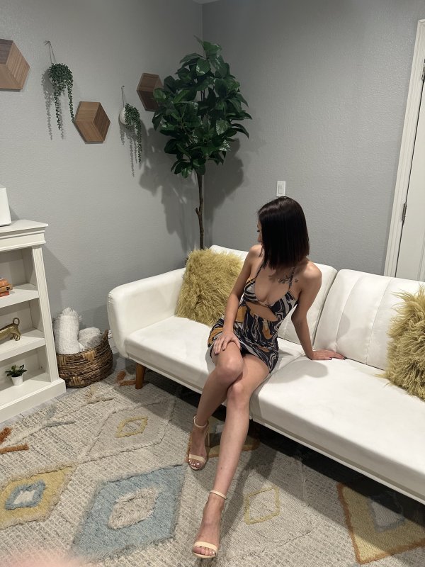 Welcome to my world of passion and erotic fun. Explore with me? - Photo 5