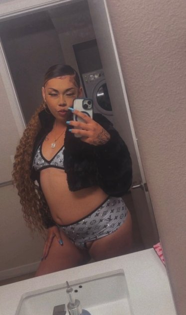 I don't use condoms for head sorry imma big girl 😚😘🤗 - Photo 3