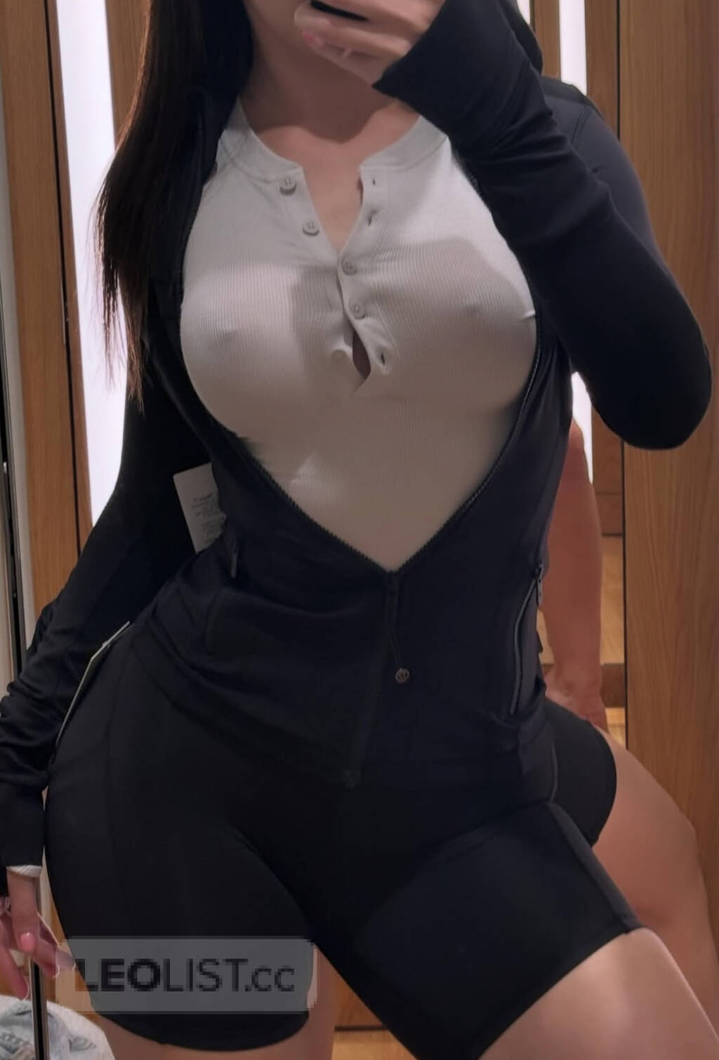 jeune coquine ouvertes aux belles rencontres - Photo 3