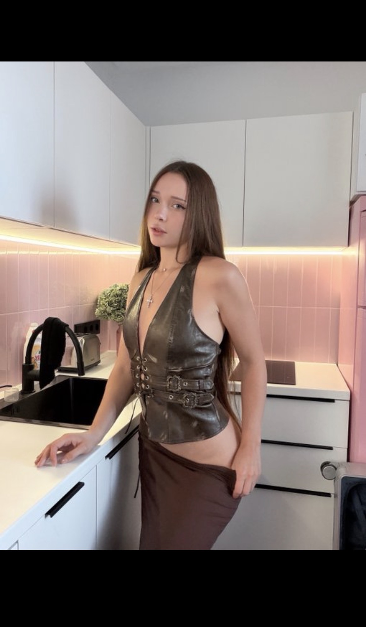  Hey I’m Kate Registered ®️ and Professional Escort. Text: +1 567-315-6748 - Photo 1