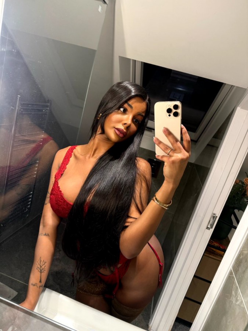 I’m the perfect mix of SEXY n SWEET🍨Topped🍒and bottom with a wild 💦personality. I accept any Races n Ages. ★I am the complet - Photo 4