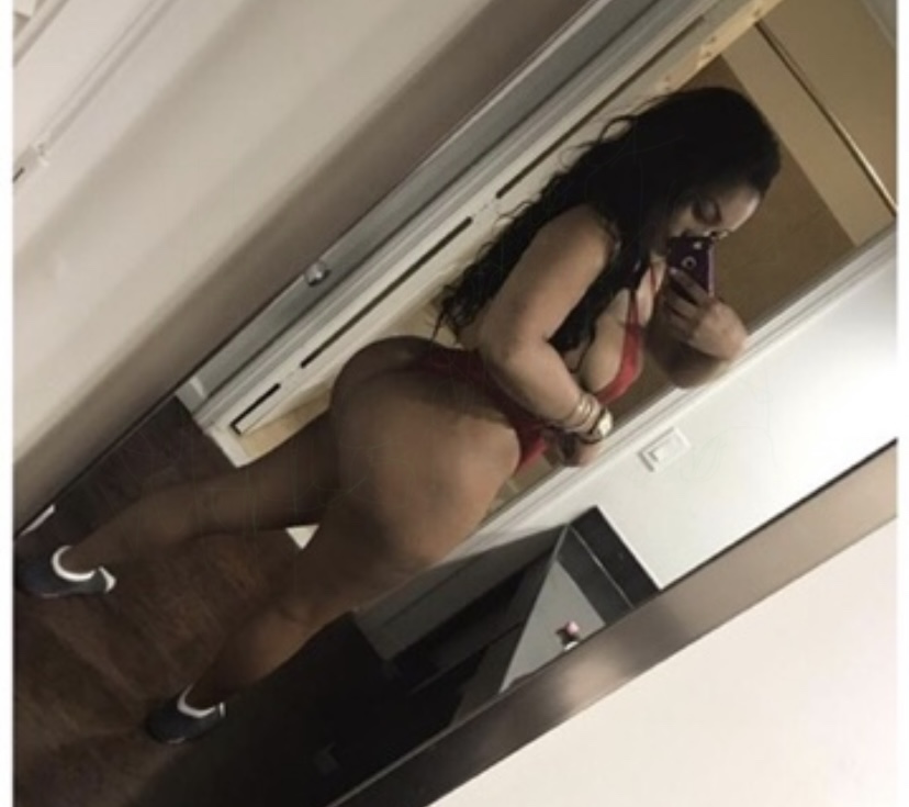 £Big Butt Big Tits¥ - Photo 2