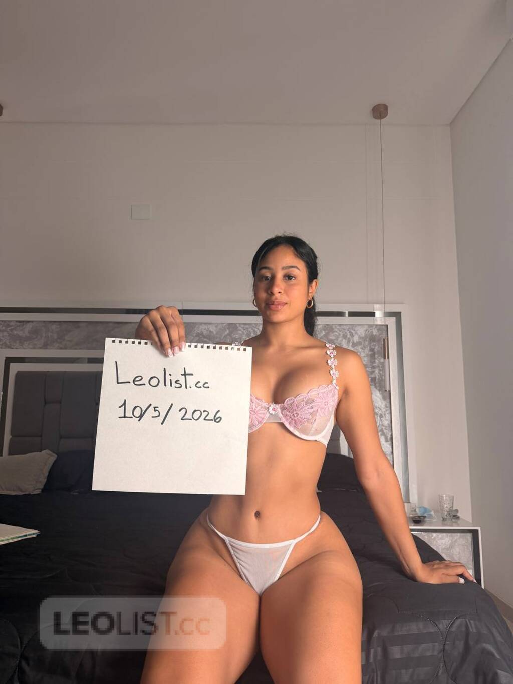 FAKE TITS FOR DUMPING YOUR LOAD - Photo 2