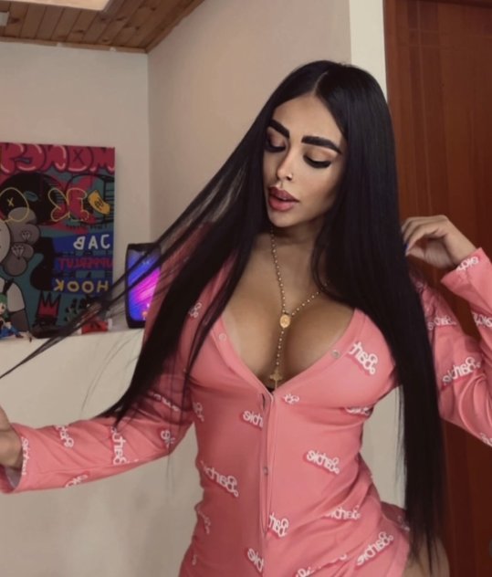 Hermosa colombiana de visita - Photo 3