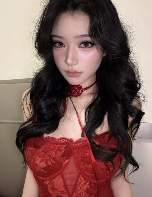 Desire for hugs, desire for sex - Photo 1