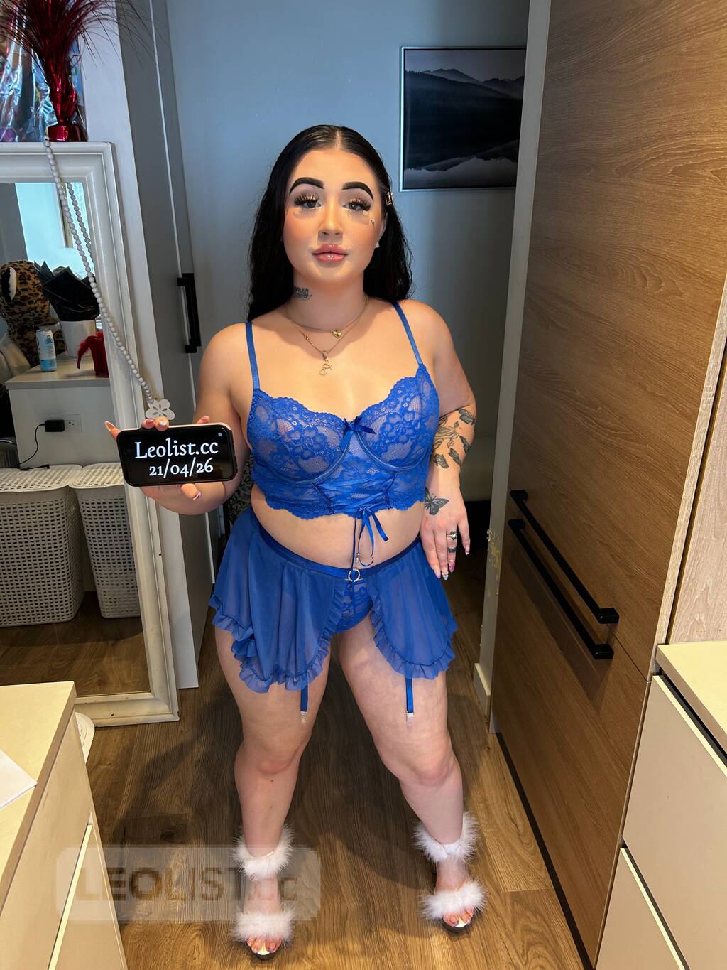 exactly what you're craving... pornstar girlfriend - Photo 1