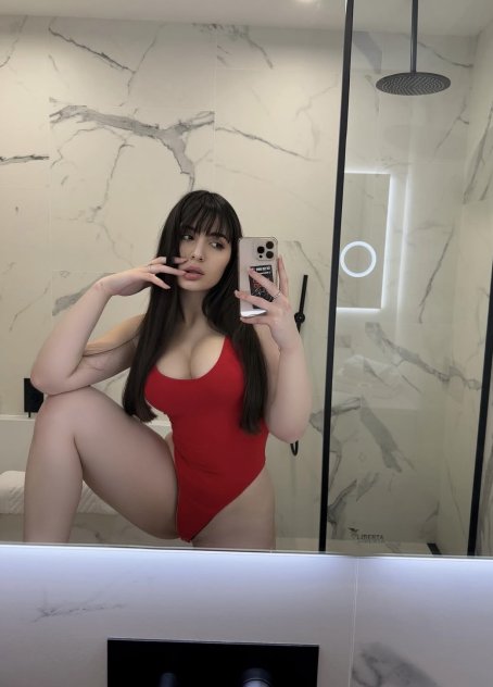 Hello 👋 ❤️ - Photo 4