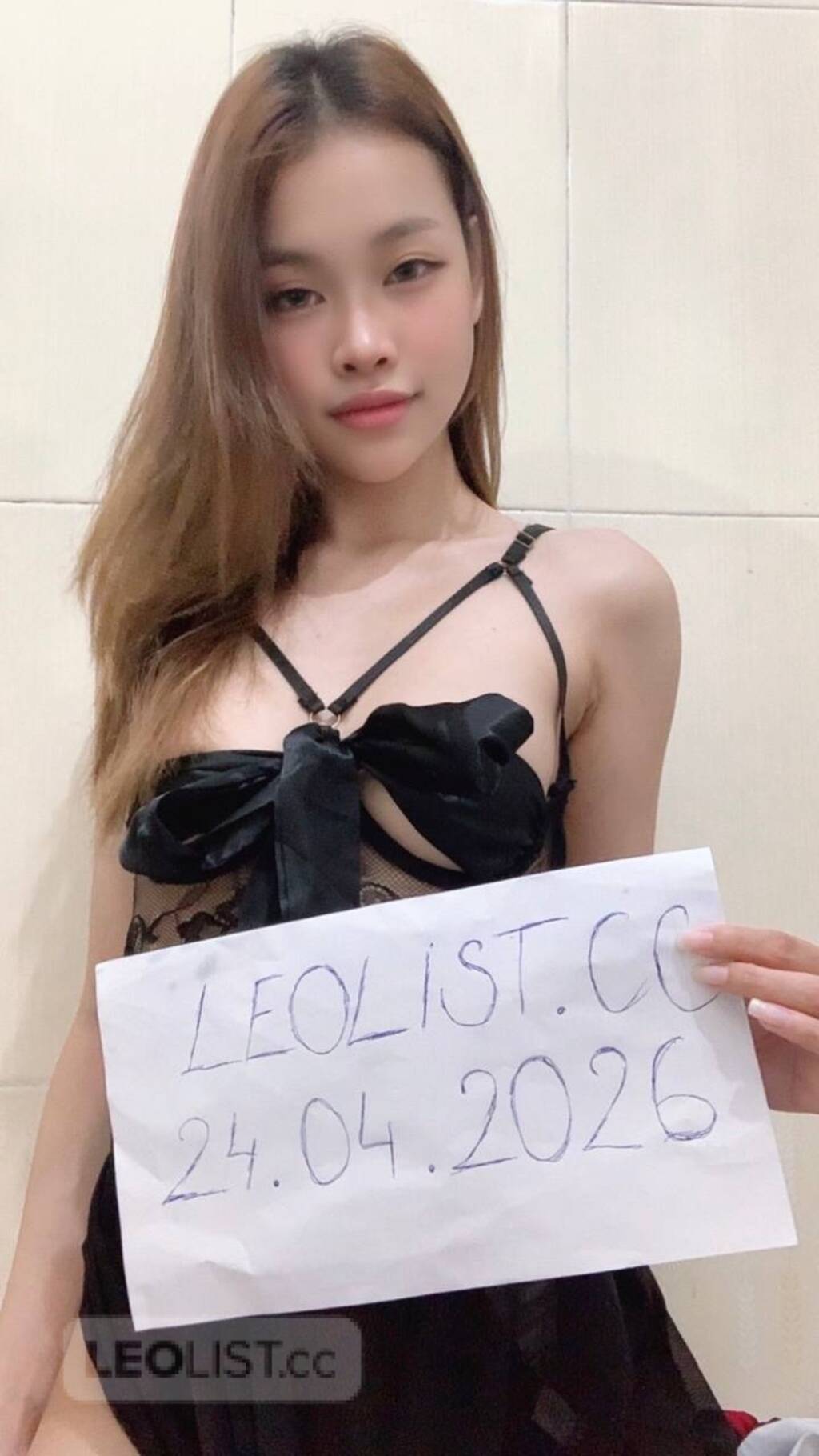 Hairy petite Asian looking for a nice guy for fun!! - Photo 1
