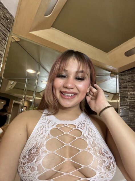 I’m the hottest girl in town now 🍆👅🥵🥵🙋‍♀️ - Photo 2