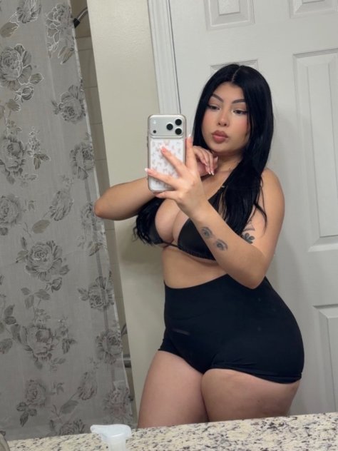 NO FREE FACETIME OR ANY VIDEO VERIFICATION - Photo 1