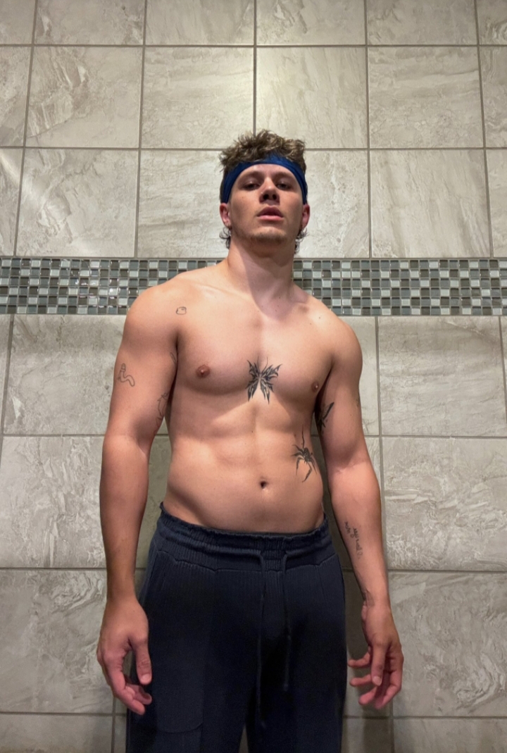 35, Gay & Looking for Something Real ❤️ - Photo 2