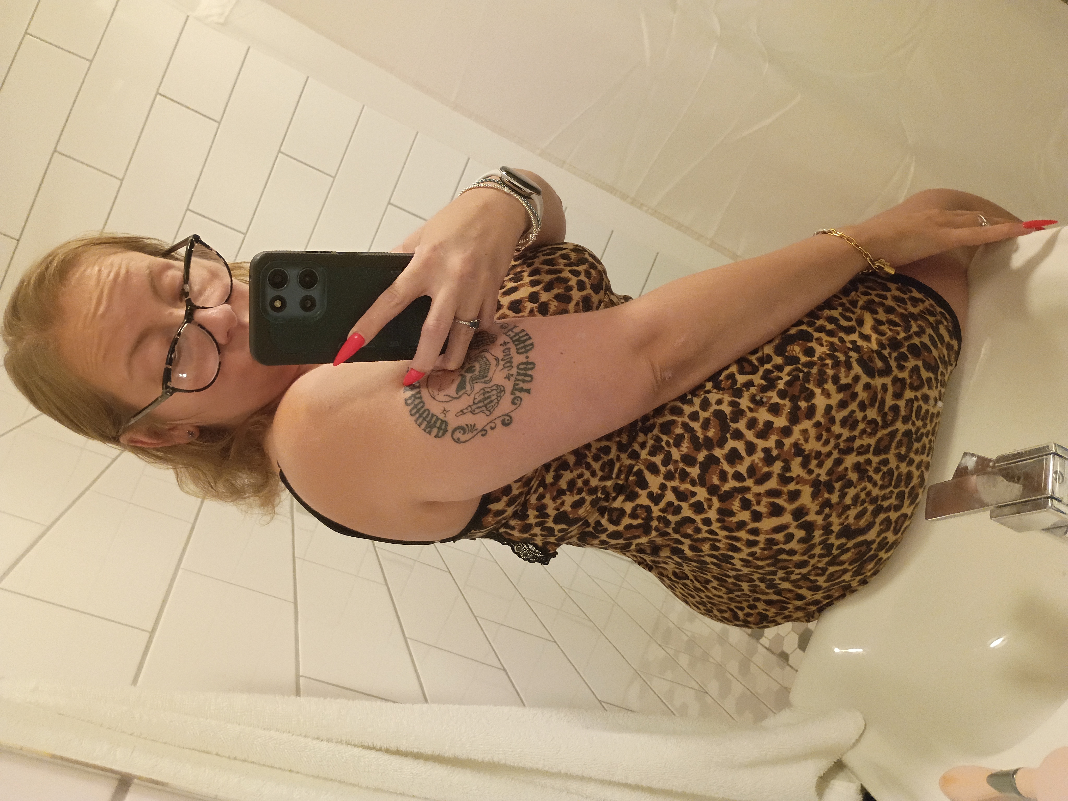 💦💋💸DIVE INTO MEG💦💋💸 - Photo 2