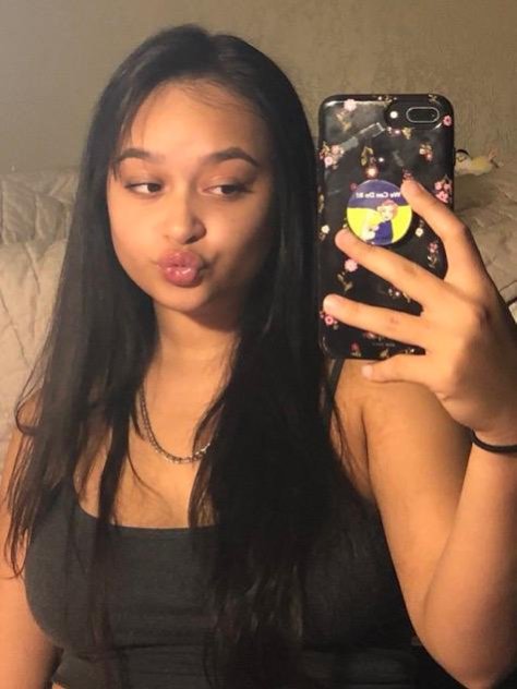 Feelfree to Dm me I’m down to - Photo 2
