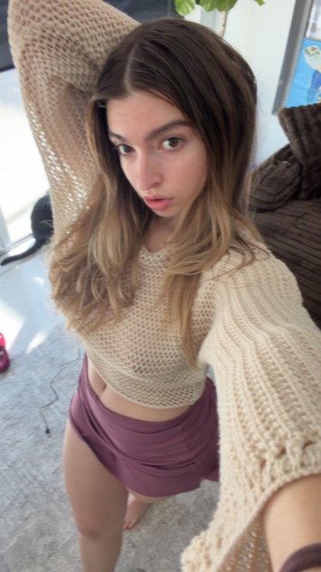 Available for both Incall and Outcall or FaceTime show - Photo 1